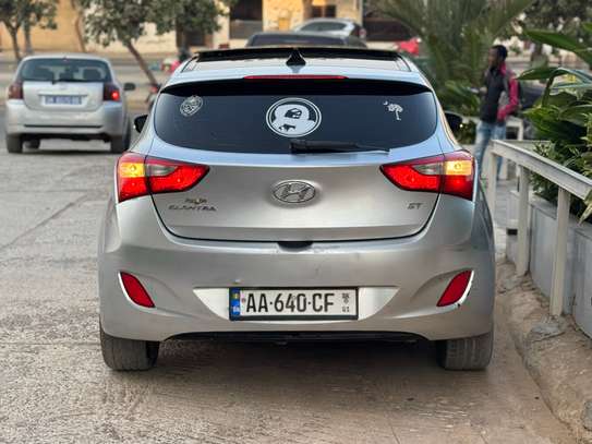 Hyundai Elantra GT image 10