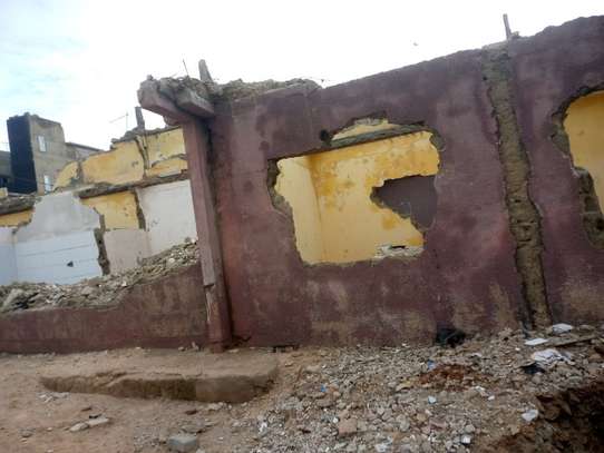 Maison de 450m²  en démolition Malika image 5