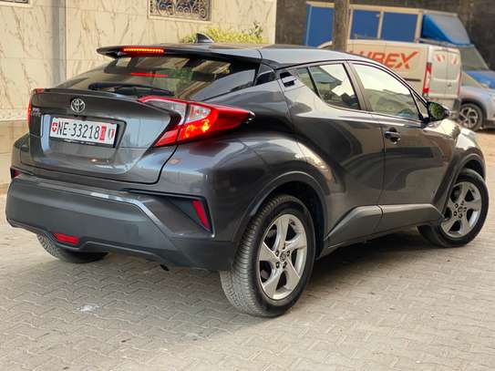 Toyota chr image 2