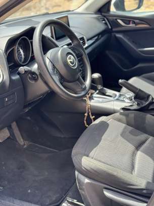Mazda 3 image 10