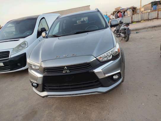 Mitsubishi rvr image 3