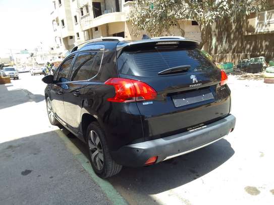 Peugeot 2008 / Année 2017 image 9