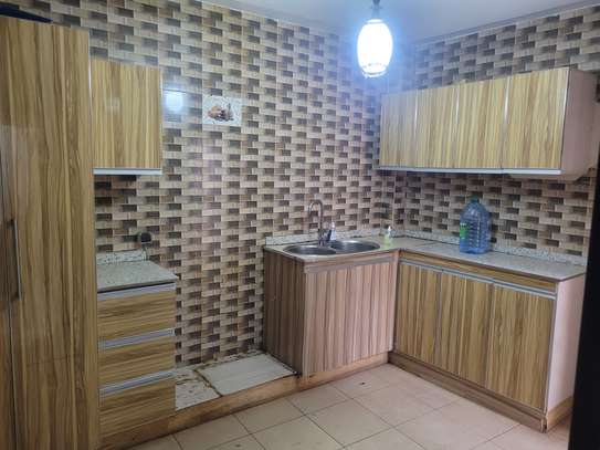 Trois chambres à louer par mois image 12
