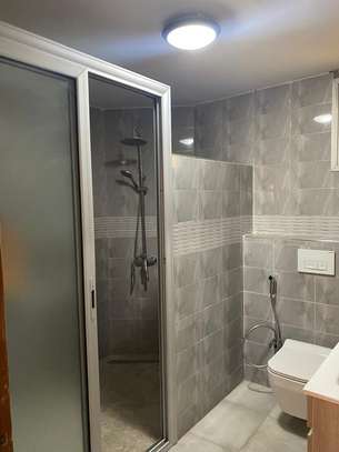 Magnifique Studio Meublé à louer en Centre Ville image 9