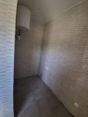 Appartement F4 Neuf à louer à Amitié 2 image 8