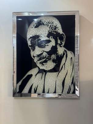 Tableau Décoratif Serigne Touba – Cristal (90x60 cm) image 1