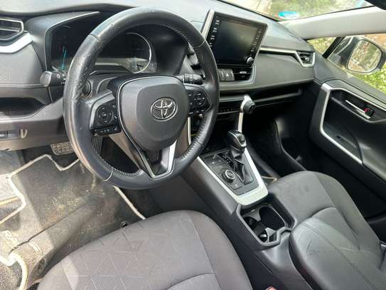 Toyota Rav 4 2021 image 7