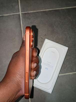 Iphone 17 pro 256 image 2