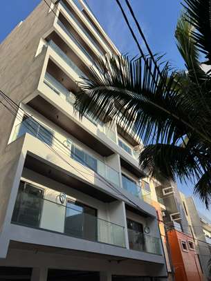 Appartement neuf lumineux avec balcon et climatisation image 1