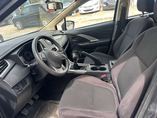 Mitsubishi xpander 2023 image 10