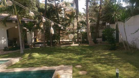 LOCATION d’une villa aux Almadies image 1