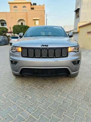 Jeep grand cherocke 2017 image 1