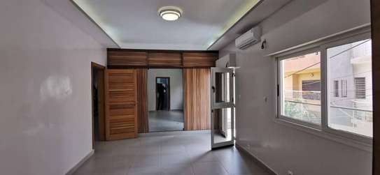 Villa R+2 (7 pièces) Cité Touba Renaissance image 8