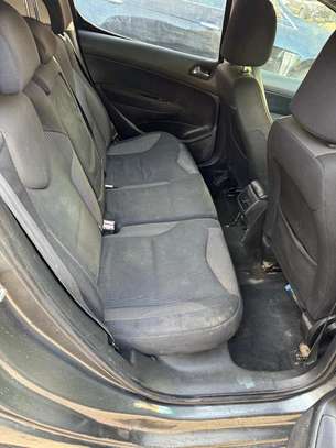 Peugeot 308 image 6