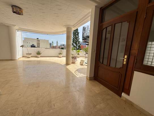 Penthouss à louer au Almadie 4 chambres côte Sonatel image 3