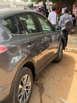 Toyota RAV 4 2017 image 5