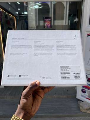 Surface Pro 11 Snapdragon X Plus image 2