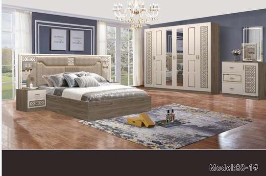 Chambre à coucher de très bonne qualité image 2