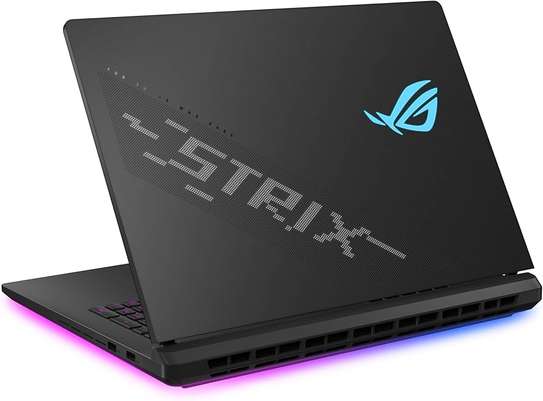 ASUS ROG STRIX G18’ RTX 5090 image 2