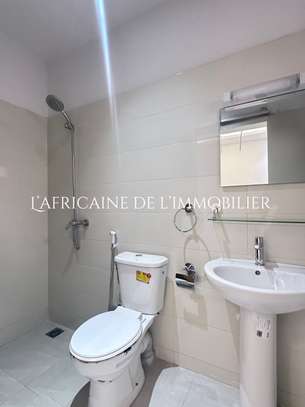 Appartement f4 neuf à louer à Mermoz Batrain image 8