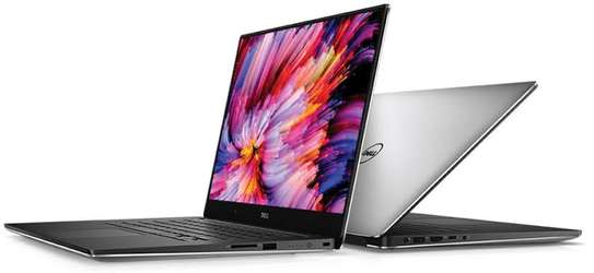 Dell xps 15 7590 i7 image 1