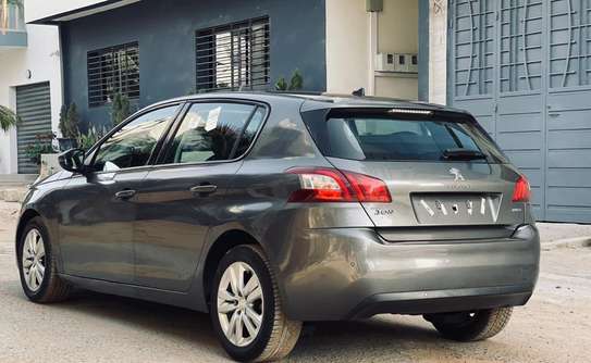 Peugeot 308 année 2016 image 5