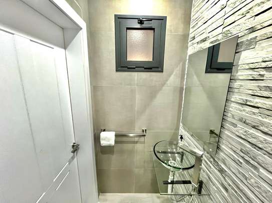 F2 quasi neuf  à Ngor Almadies image 10