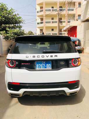 Land Rover Discovery 2017 image 4