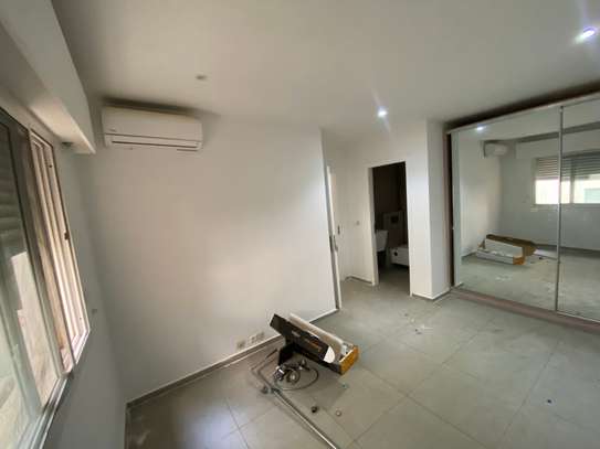 Magnifique appartement virage cité biagui image 1