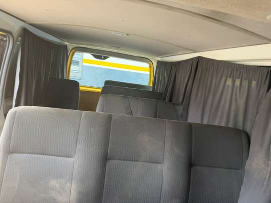 vends toyota hyace image 2