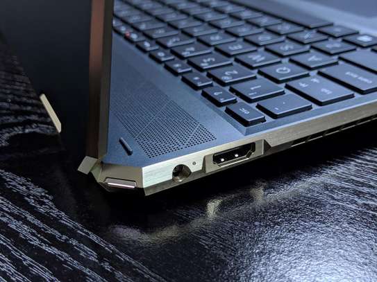 Hp Spectre 15 2in1 Gaming Corei7 512ssd Ram16 image 6