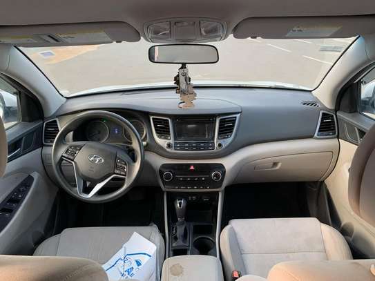 HYUNDAI TUCSON 2016 image 13