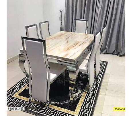 Table à manger image 15