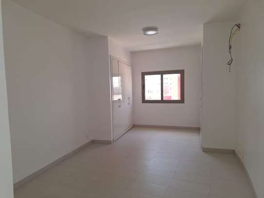 Appartement neuf au Point E image 2