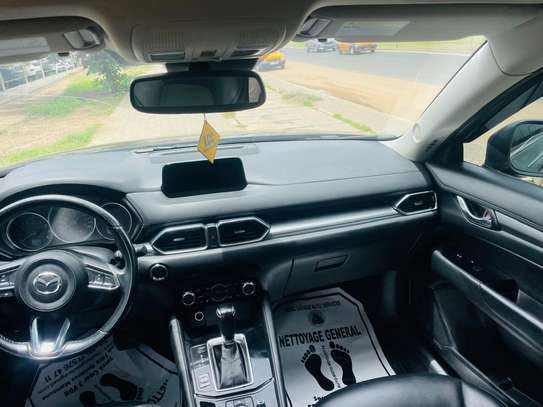Mazda CX5 image 3