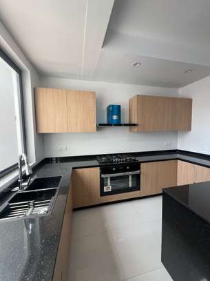 3 Chambres à louer au point E image 8