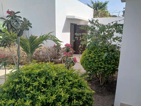une villa à mermoz image 1