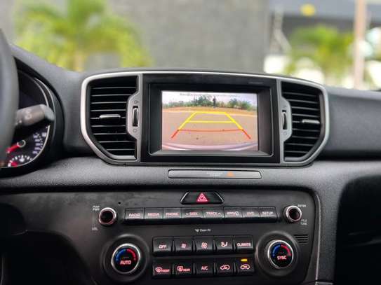 Kia sportage image 4