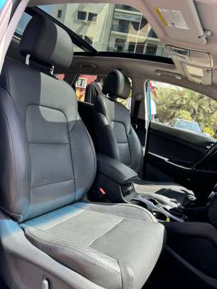 Hyundai Tucson Limited 1.6T 2017 image 10