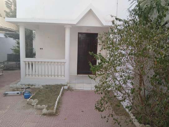 villa louer mermoz image 3