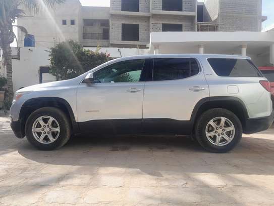 Gmc Acadia image 7