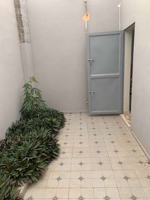 Villa F4 à louer à la Cité Akys de Bambilor image 2