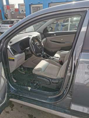 Hyundai Tucson image 7