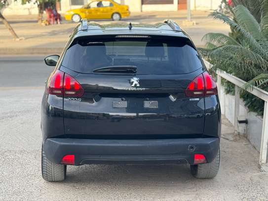 Peugeot 2008 image 4