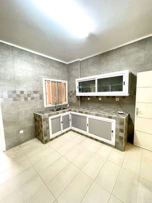 Très bel appartement à louer à Dieupeul image 9
