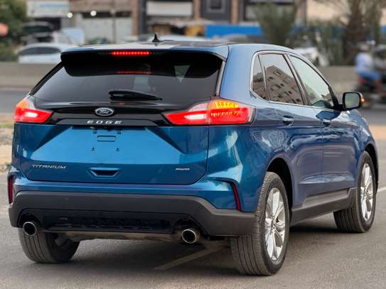 FORD EDGE TITANIUM 2022 4wd 2.0L image 5
