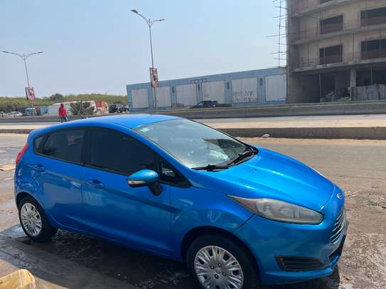 Ford fiesta image 1