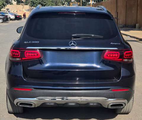2020 Mercedes glc 300 image 9