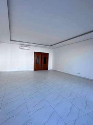 Appartement f4 neuf à louer à Ngor image 6