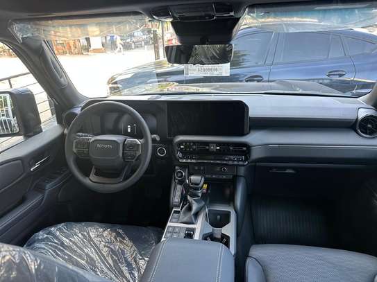 Toyota Prado 2024 image 9